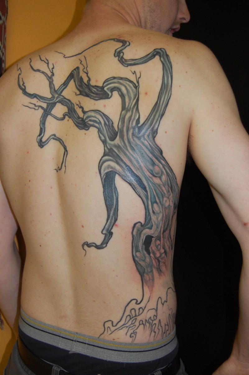 Alter Baum Tattoo Am Rucken Fur Manner Tattooimages Biz