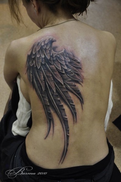 One wing on back for girl