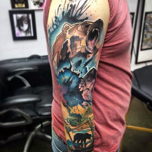 Original colored big wild life themed tattoo on sleeve with bears