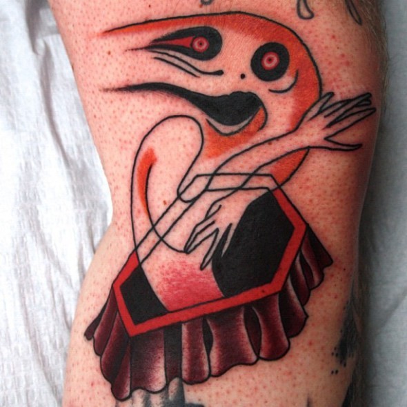modello arancione fantasma tatuaggio su gamba