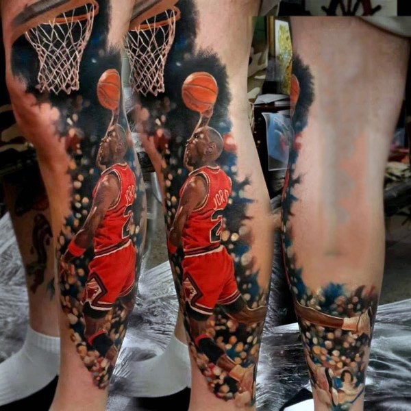 Tatuaje en la pierna, jugador de baloncesto Air Jordan famoso