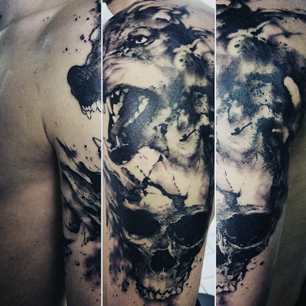 Realistic looking black and white big wolf tattoo on shoulder area