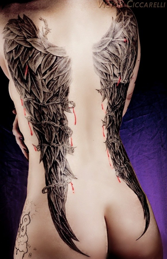 Verbundene Flügel Tattoo von Ciccarelli