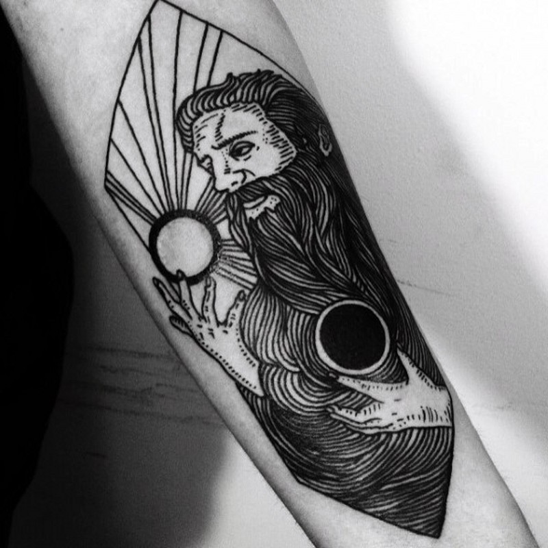 semplice progettato inchiostro nero mago tatuaggio su braccio
