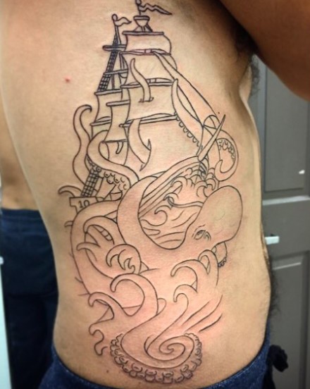 Simple uncolored big octopus attacking the ship tattoo on side