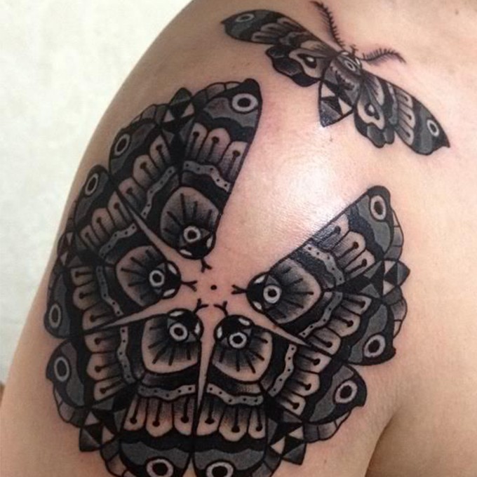 Six beautiful moth tattoo on shoulder idea