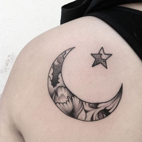 Small stippling style scapular tattoo of big moon and star