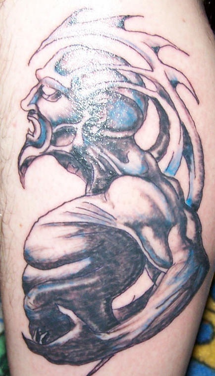 Tatuaje Demonio extraterrestre en la agonía