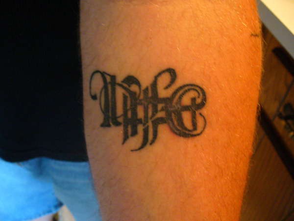 Ambigram Leben und Tod Tattoo