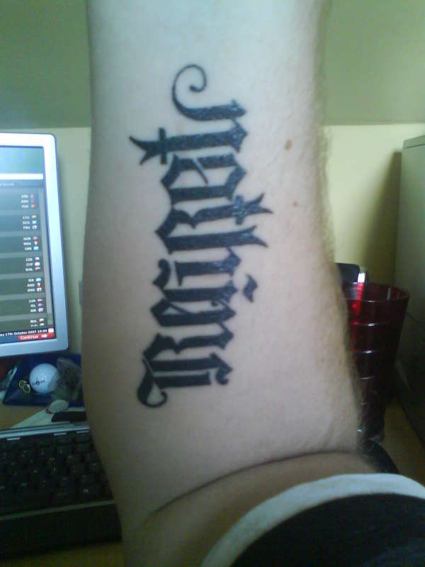 Strange ambigram word on hand