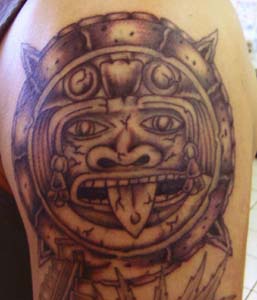 Le tatouage artistique d'Amimitl  aztèque