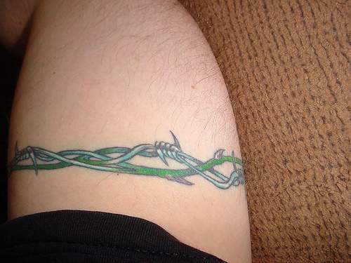 Rusty barb wire tattoo