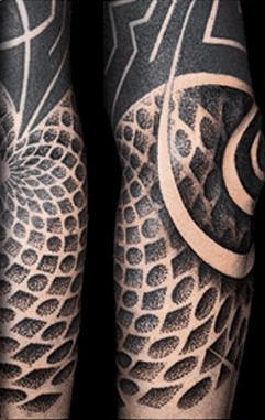 Black pattern artwork tattoo
