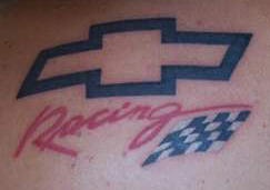 chevrolet logo macchina da corsa tatuaggio