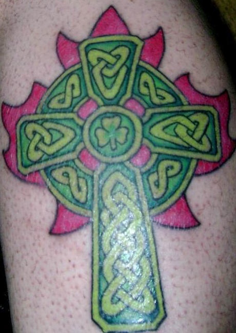 Celtic green knotted cross