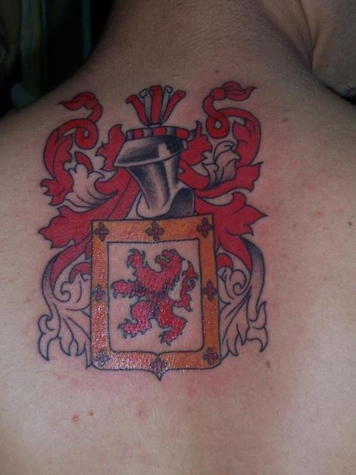 Tatuaje de escudo de Polonia