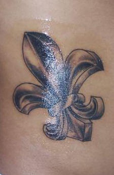 3d fleur de lis simbolo tatuaggio