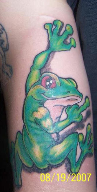 Le tatouage de grenouille grossière