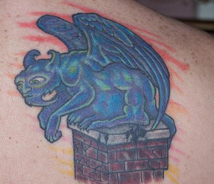 Gurgula blu sul camino tatuaggio
