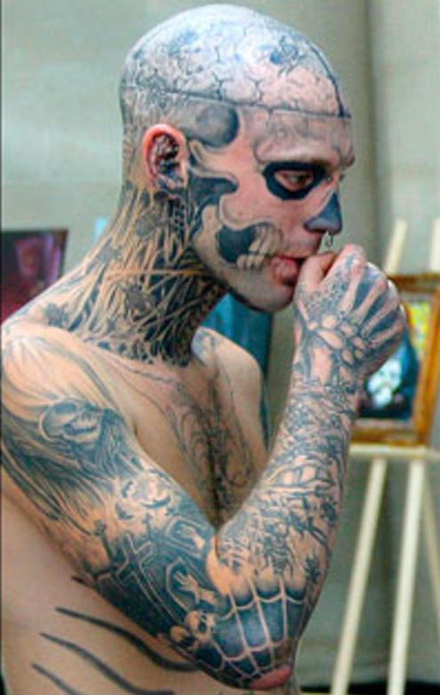 unfinished zombie ragazzo collo testa viso tatuaggio