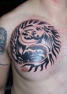Yin-Yang Stil Pferde Tattoo