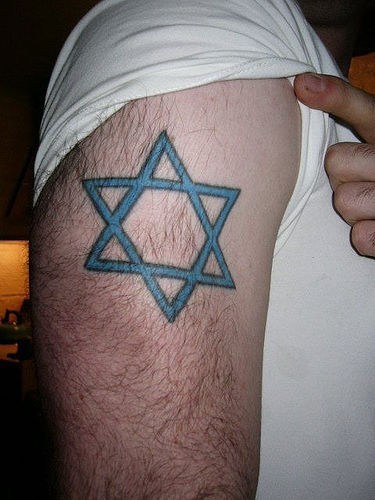 tatuaje de estrella judóa de david