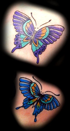 farfalla colorata tatuaggio