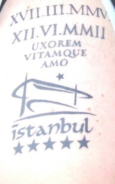 istanbul pubblicita` inchiostro nero tatuaggio