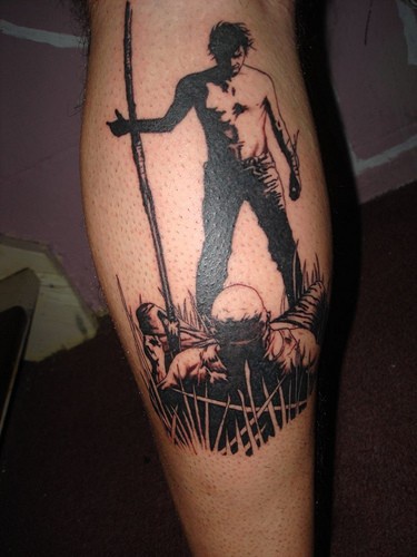 Tatuaje en la pierna, hombre derrotó al otro hombre