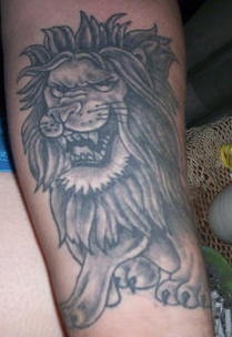 Homemade roaring lion tattoo