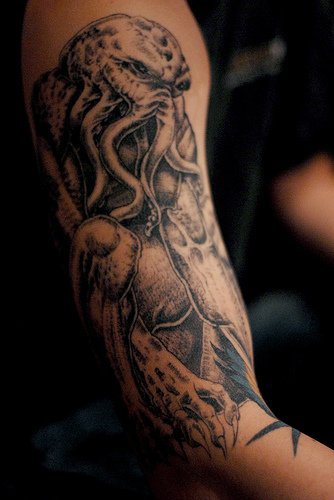 Detailed cthulhu artwork tattoo