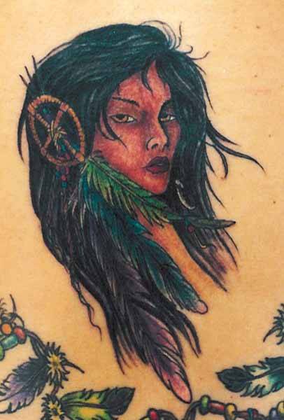 Schönes indianisches Mädchen Tattoo