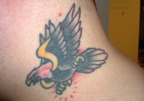 Schwarzer Adler klassisches Tattoo
