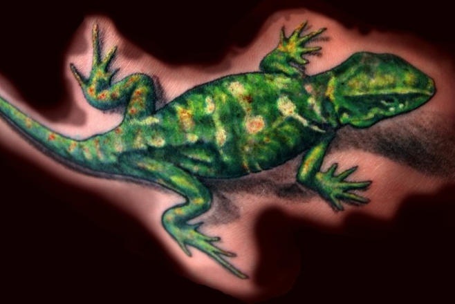 Realistic green lizard 3d tattoo