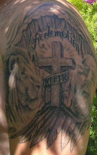 Memoriale religioso redemption tatuaggio