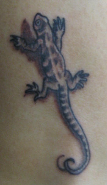 Small lizard 3d tattoo