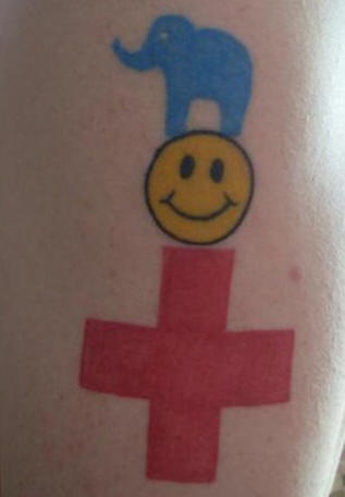 Gute Medizin rotes Kreuz Tattoo