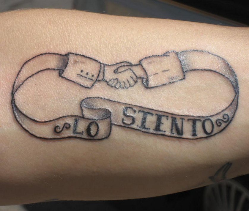 Tattoo symbol for endless friendship