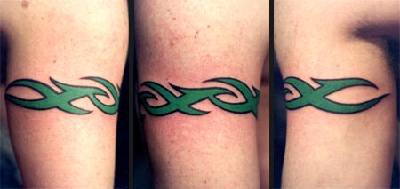 Pulsera verde tatuaje en estilo tribal