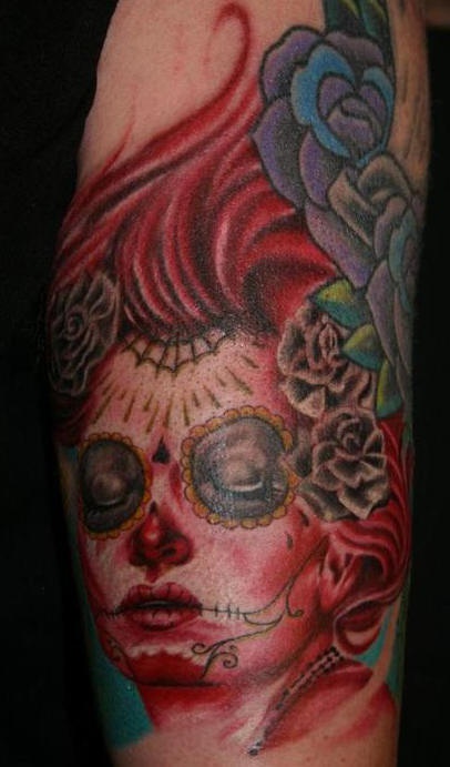 Tatuaje de la zombi muerta en color