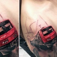 Tatuaje de  tren moderno realista en el brazo