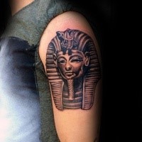 3D style amazing looking shoulder tattoo of Egypt statue
