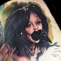 Old school estilo colorido tatuagem de retrato mulher monstro