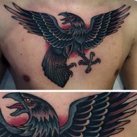 Tatuaje en el pecho, águila extraordinaria que grita