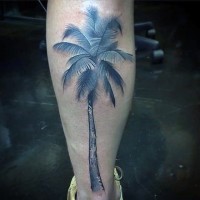 accurato dipinto colorato palma blu tatuaggio su gamba