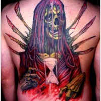 impressionante triste mietitore insanguinato tatuaggio sulla schiena