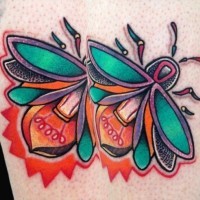 Tatuaggio colorato due insetti stilizzati by Matt Stebly