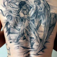 Tatuaje en la espalda, ángel lucha con demonio