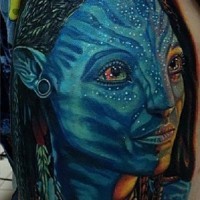 Tatuaje  de mujer Avatar  detallada volumétrica