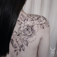 Big impressive painted by Zihwa tattoo of cool flowers